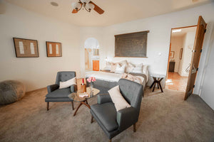 Grys Kamer - Single Room: Luxuriate in this premium room at
